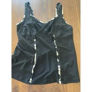 Nueva Womens 4 Sleeveless blouse black and white casual dress tank stretch